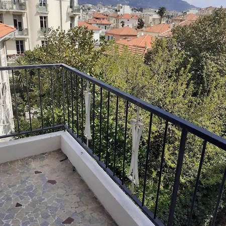 La Verdure Au Coeur De Nice